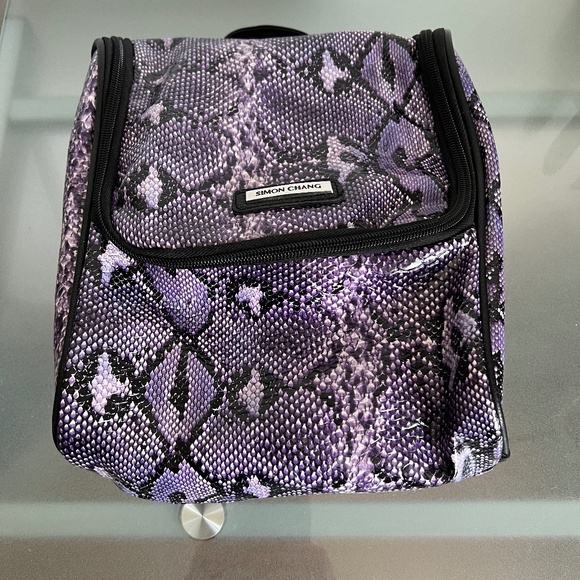 Simon Chan - Pair of Purple Snakeskin Travel Toiletry Bag  and Make Up Bag - Picture 1 of 15